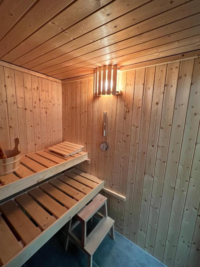 Ferienhaus Auszeit Mit Sauna Schwarz Esterno foto
