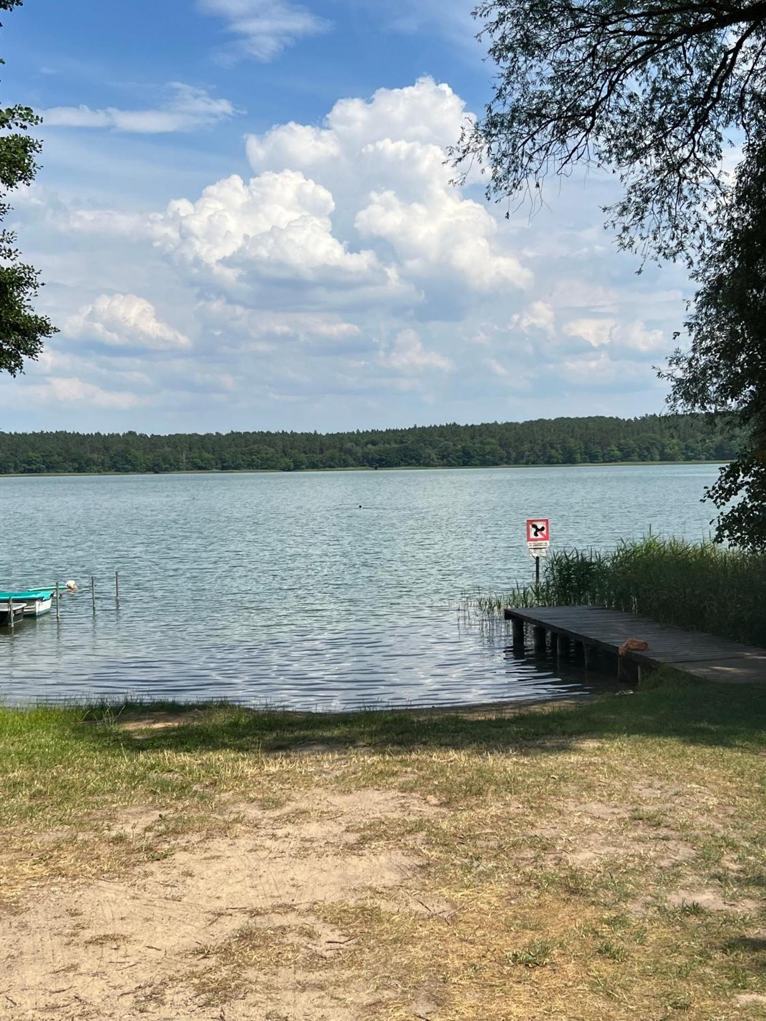 Ferienhaus Auszeit Mit Sauna Schwarz Esterno foto